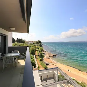 Leda Apartment