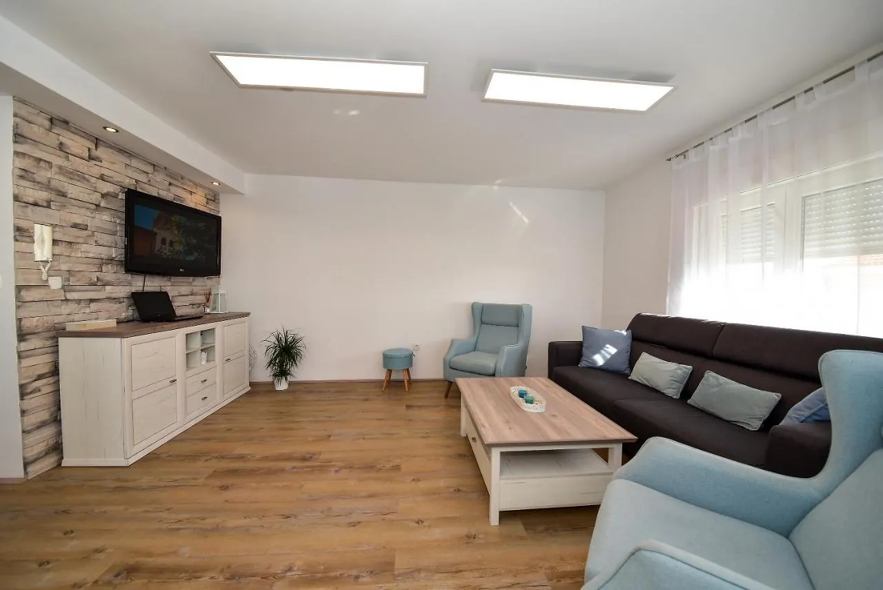 Apartmani Rudius Kožino 0*,  Kroatien