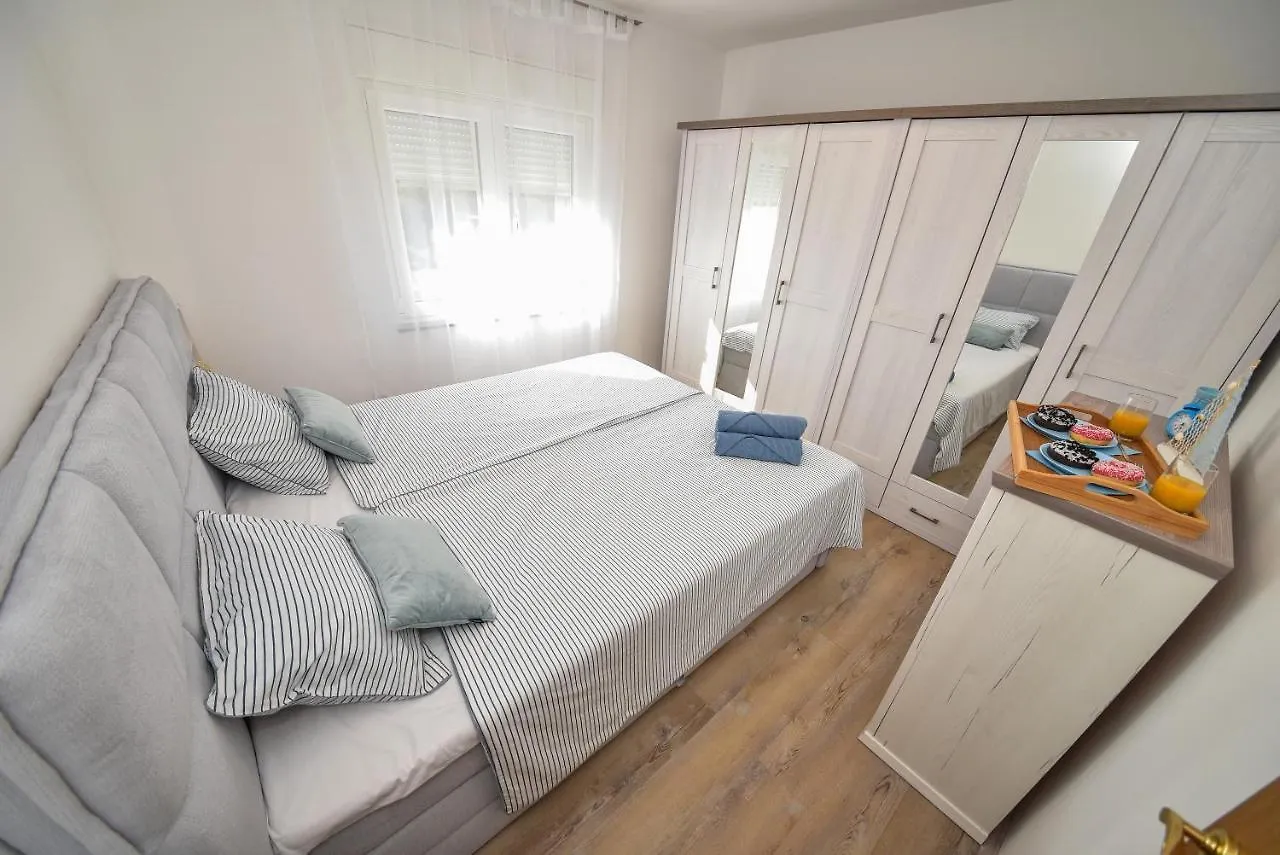 Apartment Apartmani Rudius Kožino